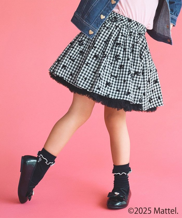 【エニファム/any FAM / KIDS】の【Barbie(TM)】リバーシブルスカート インテリア・キッズ・メンズ・レディースファッション・服の通販 founy(ファニー) https://founy.com/ ファッション Fashion キッズファッション Fashion for Kids 秋 Autumn ガーリー Girly, Feminine Style ギンガム Gingham, Gingham Fabric ジャケット Jacket, Outerwear チェック Check, Plaid, Tartan チュール Tulip, Tulip Motif デニム Denim, Jeans Material ポケット Pocket, Pocket Detail ポーチ Pouch, Small Case ラウンド Round, Round Neck リバーシブル Reversible, Two-Sided リボン Ribbon, Bow A/W・秋冬 Autumn/Winter 新作・新入荷 New Arrivals / New In |ID: prp329100004642592 ipo3291000000033487194