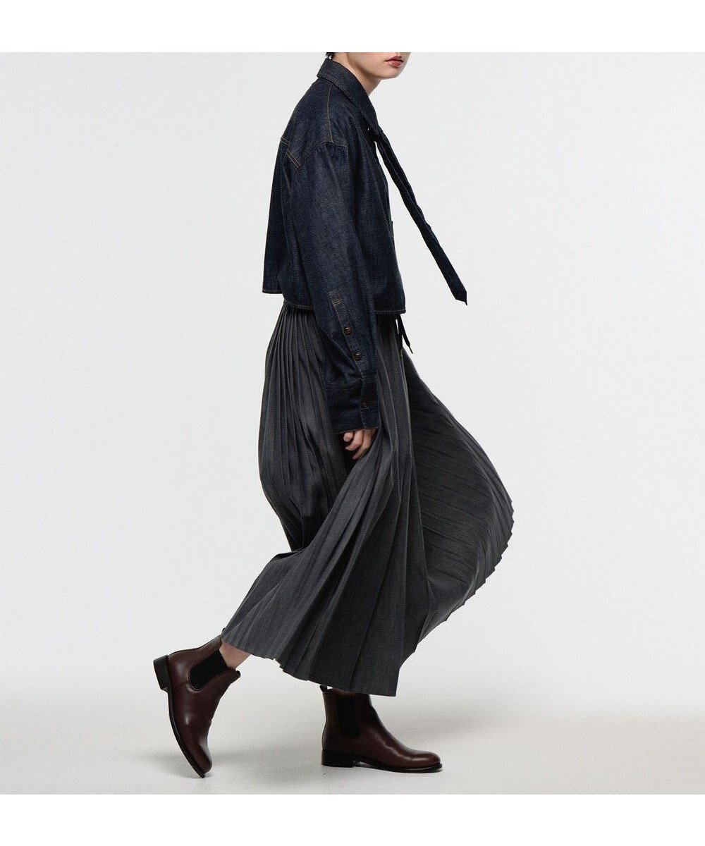 【リポトレンタアンニ/Ripo trenta anni】の【洗える/ブランド人気】PLEATS RELAX LONG SK プリーツデニムスカート インテリア・キッズ・メンズ・レディースファッション・服の通販 founy(ファニー) 　ファッション　Fashion　レディースファッション　Fashion for Women　スカート　Skirts　デニムスカート・カジュアルスカート　Denim Skirts　プリーツスカート / 上品フェミニンスタイル　Pleated Skirts　洗える　Machine Washable　シンプル　Simple, Minimal　スタイリッシュ　Stylish, Fashionable　ダブル　Double, Double-Breasted　デニム　Denim, Jeans Material　トレンド　Trend, Trending Now　人気　Popular, Best Seller　プリーツ　Pleats, Pleated　A/W・秋冬　Autumn/Winter　GRAY|ID: prp329100004642618 ipo3291000000033487858