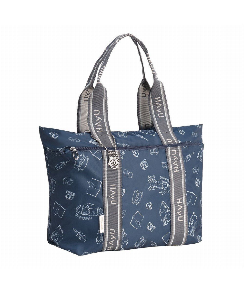 【エースバッグズアンドラゲッジ/ACE BAGS & LUGGAGE】の【雑誌掲載】 HAyU × ace. フォールディング 折り畳みトートバッグ 猫柄 22L 17861 インテリア・キッズ・メンズ・レディースファッション・服の通販 founy(ファニー) 　雑誌掲載アイテム　Magazine Picks & Fashion Features　ファッション雑誌　Fashion Magazines　Liniere　リンネル　ファッション　Fashion　レディースファッション　Fashion for Women　バッグ　Bags　コラボ　Collaboration, Collab　10月号　October Issue　シンプル　Simple, Minimal　セットアップ　Set-Up, Coordinated Outfit　雑誌　Magazine, Fashion Magazine　トラベル　Travel, Travel Gear　ネコ　Cat, Feline Motif　猫　Cat, Kitty　フロント　Front, Front Design　ポケット　Pocket, Pocket Detail　ポーチ　Pouch, Small Case　メッシュ　Mesh, Net Fabric　無地　Plain, Solid Color　リュック　Backpack, Rucksack　ワイヤー　Wire, Wired Bra　ワンポイント　One Point, Statement Accent　再入荷　Restock / Back in Stock　旅行　Travel　スーツケース キャリーケース　Suitcase / Carry Case　ギフト プレゼント　Gift / Present　ネイビー柄|ID: prp329100004642965 ipo3291000000033492507