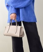 【インター ショシュール/INTER-CHAUSSURES】の【LORISTELLA】シュリンクレザーベーシックハンドバッグ 人気、トレンドファッション・服の通販 founy(ファニー) ファッション Fashion レディースファッション Fashion for Women バッグ Bags イタリア Italy スタイリッシュ Stylish, Fashionable トレンド Trend, Trending Now パターン Pattern, Design Print ファブリック Fabric, Textile フェミニン Feminine, Girly フォルム Silhouette, Form ベーシック Basic, Essential モダン Modern, Contemporary ラップ Wrap, Wrap Design 人気 Popular, Best Seller thumbnail ライトグレー|ID: prp329100004643022 ipo3291000000033609335