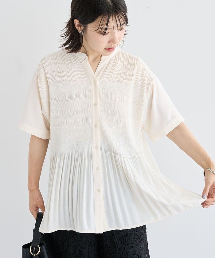 【グリーンパークス/Green Parks】のマジョリカプリーツスキッパーブラウス インテリア・キッズ・メンズ・レディースファッション・服の通販 founy(ファニー) https://founy.com/ ファッション Fashion レディースファッション Fashion for Women トップス・カットソー Cut & Sew Tops シャツ・ブラウス・オフィスカジュアル Elegant Blouses & Button-Ups 新作・新入荷 New Arrivals / New In おすすめ Recommended / Our Picks スキッパー Skipper, Open Collar フロント Front, Front Design プリーツ Pleats, Pleated ポケット Pocket, Pocket Detail ロング Long, Long-Length A/W・秋冬 Autumn/Winter |ID: prp329100004643046 ipo3291000000033493191