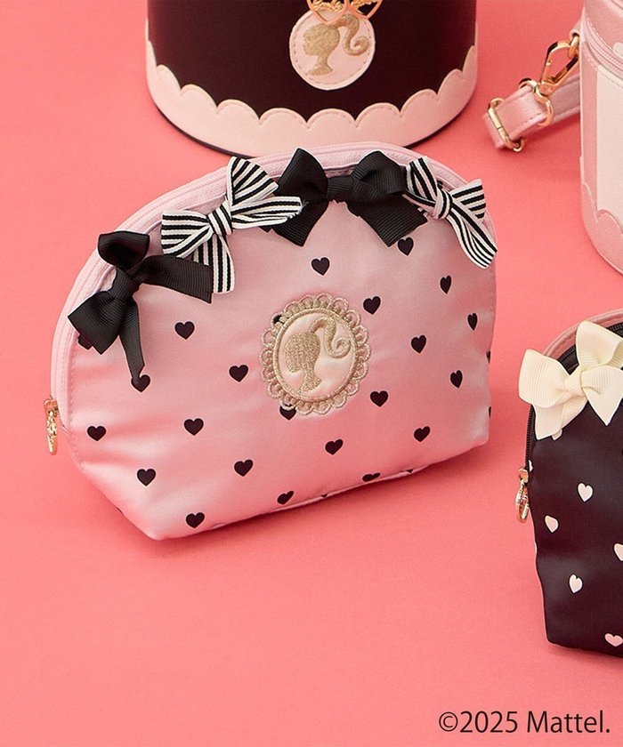 【エニィ/ANY / KIDS】の【Barbie(TM)】リボン ラウンドポーチ インテリア・キッズ・メンズ・レディースファッション・服の通販 founy(ファニー) https://founy.com/ ファッション Fashion キッズファッション Fashion for Kids ジャケット Jacket, Outerwear スマホ Smartphone, Mobile Device 財布 Wallet, Purse チャーム Charm, Pendant デニム Denim, Jeans Material フロント Front, Front Design プリント Print, Printed Pattern ポケット Pocket, Pocket Detail ポーチ Pouch, Small Case ラウンド Round, Round Neck リボン Ribbon, Bow おすすめ Recommended / Our Picks ギフト プレゼント Gift / Present |ID: prp329100004643636 ipo3291000000034354870