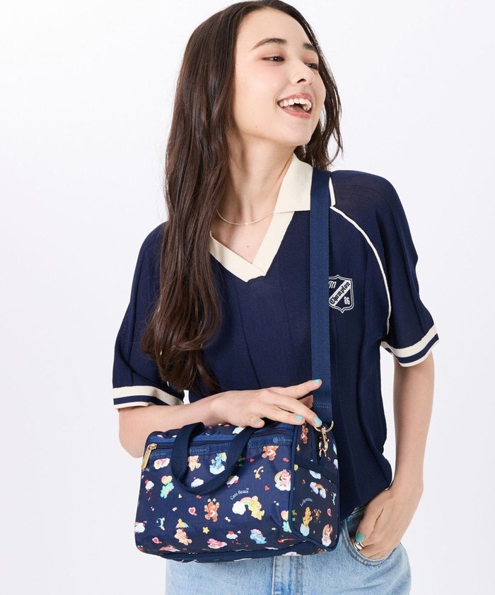 【レスポートサック/LeSportsac】のEVERYDAY SM SATCHEL/ケアベアドリームズネイビー インテリア・キッズ・メンズ・レディースファッション・服の通販 founy(ファニー) https://founy.com/ ファッション Fashion レディースファッション Fashion for Women アウトドア Outdoor Clothing カラフル Colorful Design キャラクター Character, Licensed Characters コンパクト Compact, Small Size 財布 Wallet, Purse 人気 Popular, Best Seller ボストンバッグ Boston Bag, Retro Bag ポケット Pocket, Pocket Detail おすすめ Recommended / Our Picks 旅行 Travel |ID: prp329100004643979 ipo3291000000033504214