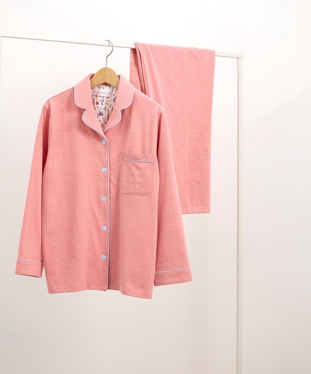 【ウンナナクール/une nana cool】の【綿混】天竺パジャマ MADE WITH LIBERTY FABRIC インテリア・キッズ・メンズ・レディースファッション・服の通販 founy(ファニー) ファッション Fashion レディースファッション Fashion for Women 長袖 Long Sleeve, Full Sleeve パイピング Piping, Trim Design パジャマ Pajamas, Sleepwear プリント Print, Printed Pattern ボトム Bottoms, Lower Wear ポケット Pocket, Pocket Detail リラックス Relax, Relaxed Fit おすすめ Recommended / Our Picks レッド|ID: prp329100004643989 ipo3291000000033819419