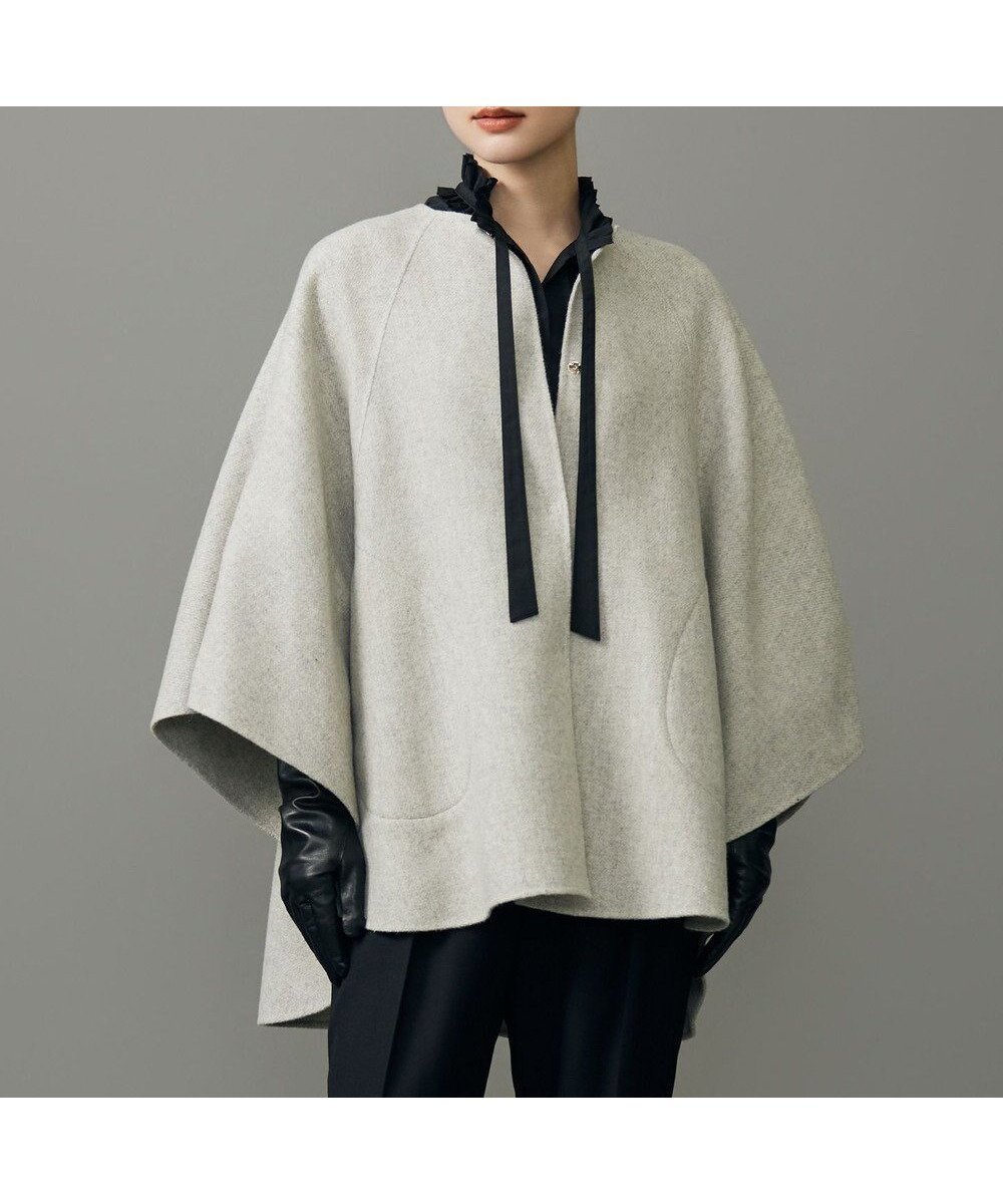 【自由区/JIYU-KU】のリバー ポンチョ インテリア・キッズ・メンズ・レディースファッション・服の通販 founy(ファニー) 　ファッション　Fashion　レディースファッション　Fashion for Women　アウター　Coat / Outerwear Collection　レディースジャケット・軽アウター　Jackets　ポンチョ・ケープコート　Ponchos & Capes　新作・新入荷　New Arrivals / New In　ジャケット　Jacket, Outerwear　スリーブ　Sleeve, Long Sleeve / Short Sleeve　フロント　Front, Front Design　ポケット　Pocket, Pocket Detail　ポンチョ　Poncho, Cape Style　メルトン　Melton, Heavy Wool　エレガント 上品　Elegant　A/W・秋冬　Autumn/Winter　グレージュ|ID: prp329100004644021 ipo3291000000033504442