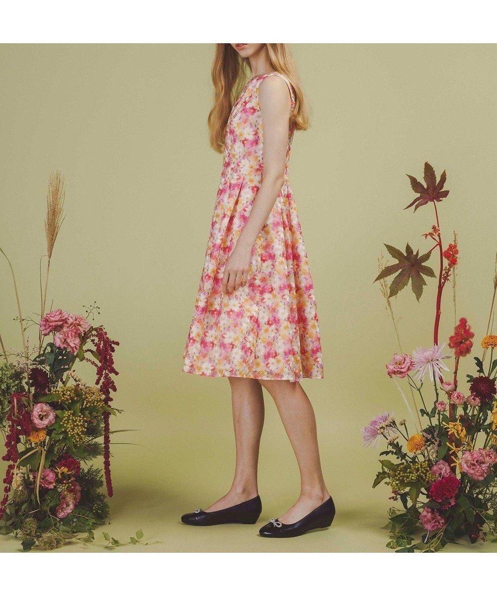【トッカ/TOCCA】の【洗える・消臭】WHISPERS OF COSMOS ドレス 人気、トレンドファッション・服の通販 founy(ファニー) 　ファッション　Fashion　レディースファッション　Fashion for Women　ワンピース　Dresses　フォーマル・パーティードレス・結婚式用ドレス　Elegant & Casual Dresses　新作・新入荷　New Arrivals / New In　ドレス　Dress, One-Piece　夏　Summer　S/S・春夏　SS, Spring/Summer, Warm Season　洗える　Machine Washable　A/W・秋冬　Autumn/Winter　 other-1|ID: prp329100004644750 ipo3291000000033517053