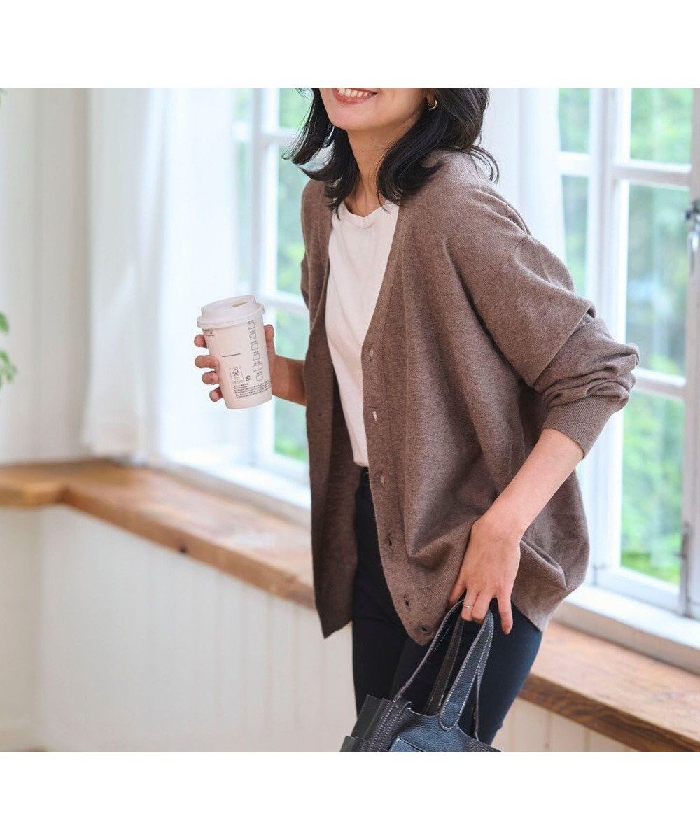 【ウィゴー/WEGO】の【WEB限定/2025年秋冬新作//洗濯可/MLサイズ展開/ユニセックス着用ITEM】ドロップショルダーカーディガン インテリア・キッズ・メンズ・レディースファッション・服の通販 founy(ファニー) 　ファッション　Fashion　レディースファッション　Fashion for Women　トップス・カットソー　Cut & Sew Tops　カーディガン・羽織り　Layered Style Cardigans　ウェーブ　Wavy Pattern　カットソー　Cut and Sewn Top　カーディガン　Cardigan, Knitwear　ショルダー　Shoulder, Shoulder Strap　シンプル　Simple, Minimal　ストレート　Straight, Straight Cut　スマホ　Smartphone, Mobile Device　スラックス　Slacks, Dress Pants　デニム　Denim, Jeans Material　ドロップ　Drop Shoulder, Dropped Style　バランス　Balance, Style Balance　リラックス　Relax, Relaxed Fit　ロング　Long, Long-Length　A/W・秋冬　Autumn/Winter　ビジネス 仕事 通勤　Business / Work / Commuting　ブラウン|ID: prp329100004644771 ipo3291000000035515945