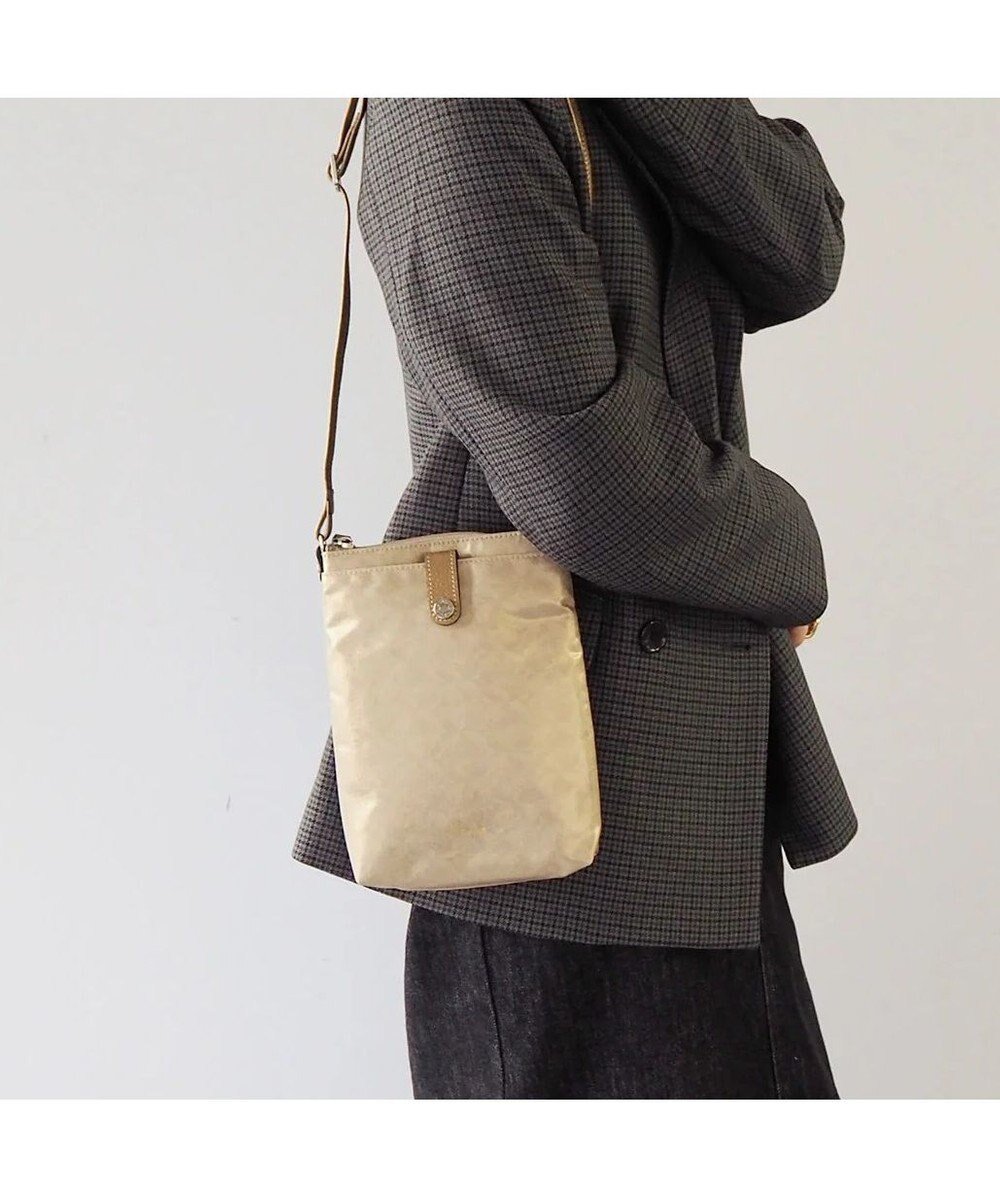 【ペレボルサ/PELLE BORSA】のポシェット Alive アライブ 4452 インテリア・キッズ・メンズ・レディースファッション・服の通販 founy(ファニー) 　ファッション　Fashion　レディースファッション　Fashion for Women　コーティング　Coating, Coated Finish　軽量　Lightweight, Ultra Light　ショルダー　Shoulder, Shoulder Strap　ジャカード／ジャガード　Jacquard, Woven Pattern　スマート　Smart, Elegant　財布　Wallet, Purse　パール　Pearl, Pearl Accent　ポケット　Pocket, Pocket Detail　ポシェット　Pochette, Mini Bag　モチーフ　Motif, Design Theme　ループ　Loop, Loop Knit　新作・新入荷　New Arrivals / New In　おすすめ　Recommended / Our Picks　旅行　Travel　ゴールド|ID: prp329100004644801 ipo3291000000033517343