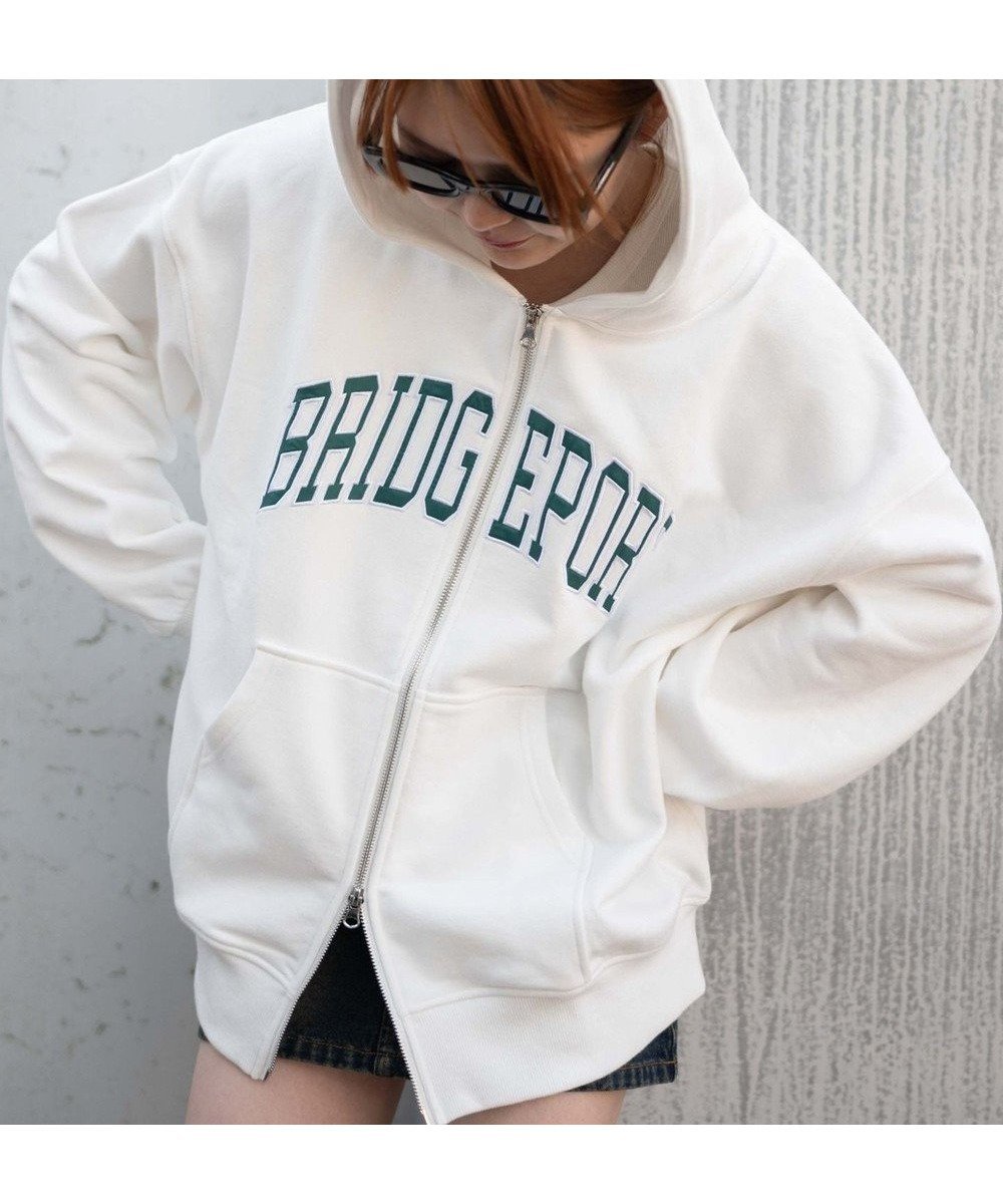 【ウィゴー/WEGO】のカレッジロゴビッグジップパーカー インテリア・キッズ・メンズ・レディースファッション・服の通販 founy(ファニー) 　ファッション　Fashion　レディースファッション　Fashion for Women　トップス・カットソー　Cut & Sew Tops　レディースパーカー・カジュアルフーディー　Casual Hoodies & Sweatshirts　春　Spring　秋　Autumn　カーゴパンツ　Cargo Pants, Utility Pants　ショート　Short, Short Length　スニーカー　Sneakers, Trainers　スマホ　Smartphone, Mobile Device　定番　Standard, Basic Item　長袖　Long Sleeve, Full Sleeve　パーカー　Hoodie, Parka　ボトム　Bottoms, Lower Wear　ロング　Long, Long-Length　S/S・春夏　SS, Spring/Summer, Warm Season　おすすめ　Recommended / Our Picks　夏　Summer　ホワイト|ID: prp329100004645646 ipo3291000000033571956