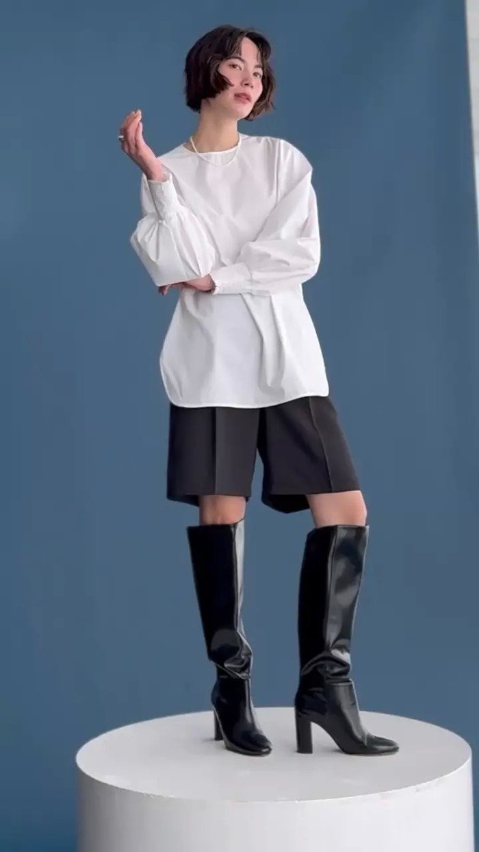 【ハッシュニュアンス/#Newans】の【洗濯機可】シャーリングカフスシャツ インテリア・キッズ・メンズ・レディースファッション・服の通販 founy(ファニー) https://founy.com/ ファッション Fashion レディースファッション Fashion for Women トップス・カットソー Cut & Sew Tops シャツ・ブラウス・オフィスカジュアル Elegant Blouses & Button-Ups シャーリング Shirring, Ruched シンプル Simple, Minimal スリット Slit, Slit Detail スリーブ Sleeve, Long Sleeve / Short Sleeve フラット Flat, Flat Shoes ラウンド Round, Round Neck ロング Long, Long-Length エレガント 上品 Elegant 人気 Popular, Best Seller 洗える Machine Washable A/W・秋冬 Autumn/Winter |ID: prp329100004645771 ipo3291000000034634354