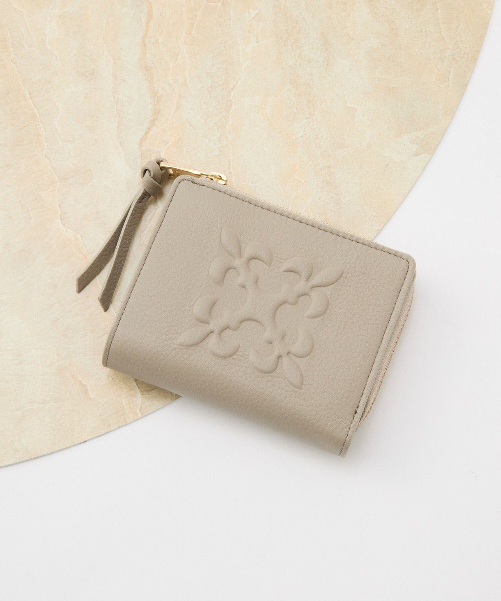 【ラシット/russet】の【2025AW新作】エンボスモノグラムハーフウォレット(SO-437) 人気、トレンドファッション・服の通販 founy(ファニー) 　ファッション　Fashion　レディースファッション　Fashion for Women　ミニ財布・二つ折り財布　Wallets & Card Cases　ウォレット　Wallet　シンプル　Simple, Minimal　財布　Wallet, Purse　人気　Popular, Best Seller　フロント　Front, Front Design　ポケット　Pocket, Pocket Detail　ロング　Long, Long-Length　再入荷　Restock / Back in Stock　おすすめ　Recommended / Our Picks　2025年　2025　2025-2026秋冬・A/W　Autumn/Winter 2025–26 AW25–26　 other-1|ID: prp329100004645879 ipo3291000000034390850