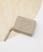 【ラシット/russet】の【2025AW新作】エンボスモノグラム三つ折りウォレット(SO-433) 人気、トレンドファッション・服の通販 founy(ファニー) ファッション Fashion レディースファッション Fashion for Women ミニ財布・二つ折り財布 Wallets & Card Cases ウォレット Wallet コンパクト Compact, Small Size 財布 Wallet, Purse フォルム Silhouette, Form ポケット Pocket, Pocket Detail ラウンド Round, Round Neck ロング Long, Long-Length 再入荷 Restock / Back in Stock おすすめ Recommended / Our Picks 2025年 2025 2025-2026秋冬・A/W Autumn/Winter 2025–26 AW25–26 thumbnail GrayBeige|ID: prp329100004645880 ipo3291000000034390859