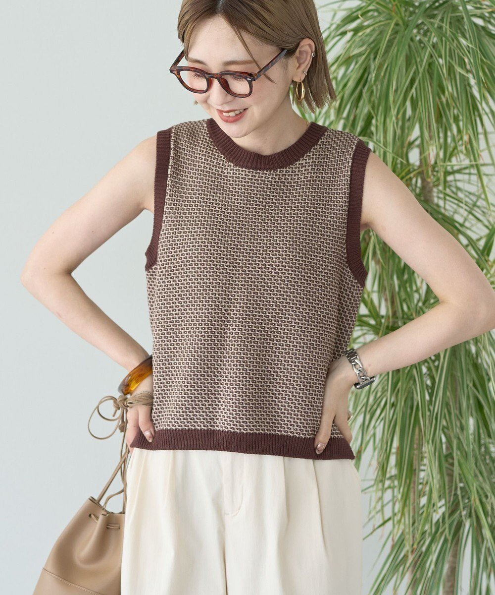 【アメリカンホリック/AMERICAN HOLIC】のジャガードニットベスト インテリア・キッズ・メンズ・レディースファッション・服の通販 founy(ファニー) 　ファッション　Fashion　レディースファッション　Fashion for Women　アウター　Coat / Outerwear Collection　トップス・カットソー　Cut & Sew Tops　ニット　Knit Tops & Sweaters　ベスト&ジレ / 重ね着スタイル　Vests & Gilets　おすすめ　Recommended / Our Picks　コンパクト　Compact, Small Size　シンプル　Simple, Minimal　トレンド　Trend, Trending Now　ベスト　Vest, Waistcoat　ポケット　Pocket, Pocket Detail　エレガント 上品　Elegant　A/W・秋冬　Autumn/Winter　Brown|ID: prp329100004646013 ipo3291000000033532917