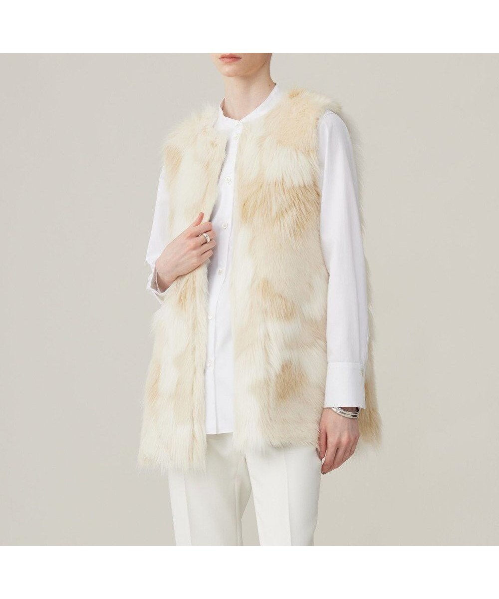 【アイシービー/iCB】のエコフォックスファージレ インテリア・キッズ・メンズ・レディースファッション・服の通販 founy(ファニー) ファッション Fashion レディースファッション Fashion for Women アウター Coat / Outerwear Collection コート・ロングコート・ピーコート Long Coats, Peacoats & More レディースジャケット・軽アウター Jackets ジャカード/ジャガード Jacquard, Woven Pattern ジャケット Jacket, Outerwear フォックス Fox, Fox Fur ボンディング Bonding, Bonded Fabric 防寒 Cold Protection, Winter-Ready ミドル Middle Length, Mid Height リアル Real, Realistic リバーシブル Reversible, Two-Sided A/W・秋冬 Autumn/Winter 2024年 2024 エレガント 上品 Elegant 2024-2025秋冬・A/W Autumn/Winter 2024–25 AW24–25 トープ系|ID: prp329100004646776 ipo3291000000035635539