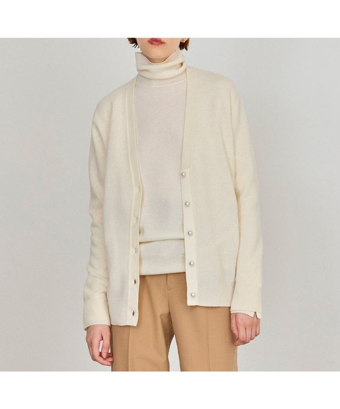 【ベイジ,/BEIGE,】の【WEB限定・洗える】ALSACE / パール釦ウールニットカーディガン インテリア・キッズ・メンズ・レディースファッション・服の通販 founy(ファニー) https://founy.com/ ファッション Fashion レディースファッション Fashion for Women トップス・カットソー Cut & Sew Tops ニット Knit Tops & Sweaters カーディガン・羽織り Layered Style Cardigans カーディガン Cardigan, Knitwear パール Pearl, Pearl Accent 洗える Machine Washable A/W・秋冬 Autumn/Winter |ID: prp329100004646789 ipo3291000000033542204