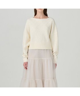 【グレース コンチネンタル/GRACE CONTINENTAL】のスパークルニットトップ 人気、トレンドファッション・服の通販 founy(ファニー) ファッション Fashion レディースファッション Fashion for Women トップス・カットソー Cut & Sew Tops ニット Knit Tops & Sweaters キルティング Quilted, Quilting スパンコール Sequins, Sequin Embellishment セーター Sweater, Knitwear デコルテ Décolleté, Neckline リュクス Luxury, Elegant, High-End, Chic ロング Long, Long-Length ワイド Wide, Wide Fit エレガント 上品 Elegant A/W・秋冬 Autumn/Winter |ID:prp329100004647805
