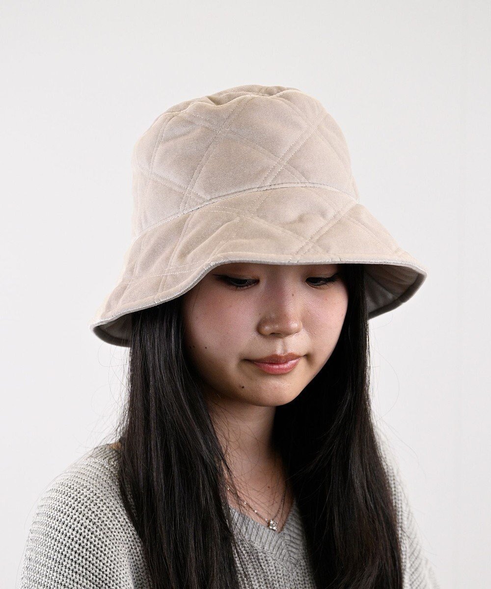 【アトレナ/ATRENA】の光電子糸キルティングバケハ インテリア・キッズ・メンズ・レディースファッション・服の通販 founy(ファニー) ファッション Fashion レディースファッション Fashion for Women キャップ&ハット Hats & Caps ベロア Velour, Soft Velvet 帽子 Hat, Headwear 冬 Winter / This Winter エレガント 上品 Elegant グレージュ|ID: prp329100004647929 ipo3291000000034809457