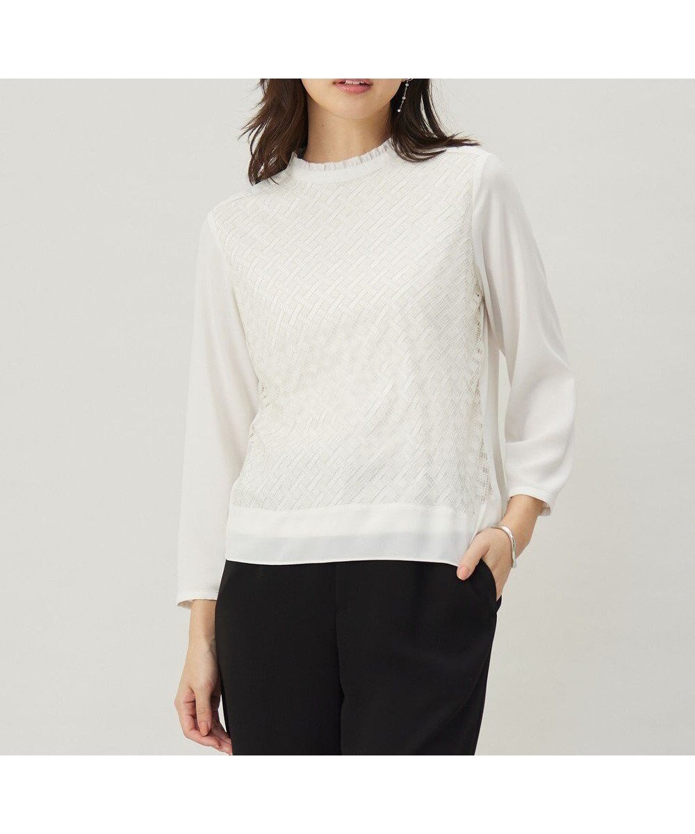 【ジェイ プレス/J.PRESS】のパウダリーツイルレースコンビ カットソー インテリア・キッズ・メンズ・レディースファッション・服の通販 founy(ファニー) 　ファッション　Fashion　レディースファッション　Fashion for Women　トップス・カットソー　Cut & Sew Tops　シャツ・ブラウス・オフィスカジュアル　Elegant Blouses & Button-Ups　ロングTシャツ・Tシャツ　Longline T-Shirts & Tees　カットソー・ベーシックTシャツ　Cut-and-Sewn Tops / Stretch Tees & Basics　インナー　Innerwear　エレガント 上品　Elegant　カットソー　Cut and Sewn Top　ジャケット　Jacket, Outerwear　ストレッチ　Stretch, Stretchy Fabric　セレモニー　Ceremony　ドレープ　Drape, Draping Fabric　フリル　Frill, Ruffle　レース　Lace, Lace Fabric　夏　Summer　春　Spring　S/S・春夏　SS, Spring/Summer, Warm Season　軽量　Lightweight, Ultra Light　グレージュ系|ID: prp329100004649536 ipo3291000000033582410