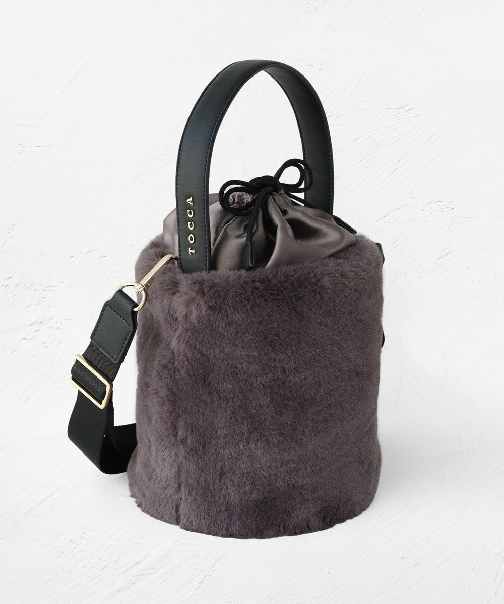 【トッカ/TOCCA】のMILKY TEA FURBAG ファーバッグ インテリア・キッズ・メンズ・レディースファッション・服の通販 founy(ファニー) 　ファッション　Fashion　レディースファッション　Fashion for Women　バッグ　Bags　新作・新入荷　New Arrivals / New In　冬　Winter / This Winter　おすすめ　Recommended / Our Picks　スマホ　Smartphone, Mobile Device　デニム　Denim, Jeans Material　トレンド　Trend, Trending Now　フォルム　Silhouette, Form　ポケット　Pocket, Pocket Detail　巾着　Drawstring Bag, Kinchaku　A/W・秋冬　Autumn/Winter　財布　Wallet, Purse　ライトグレー系|ID: prp329100004650120 ipo3291000000033592811