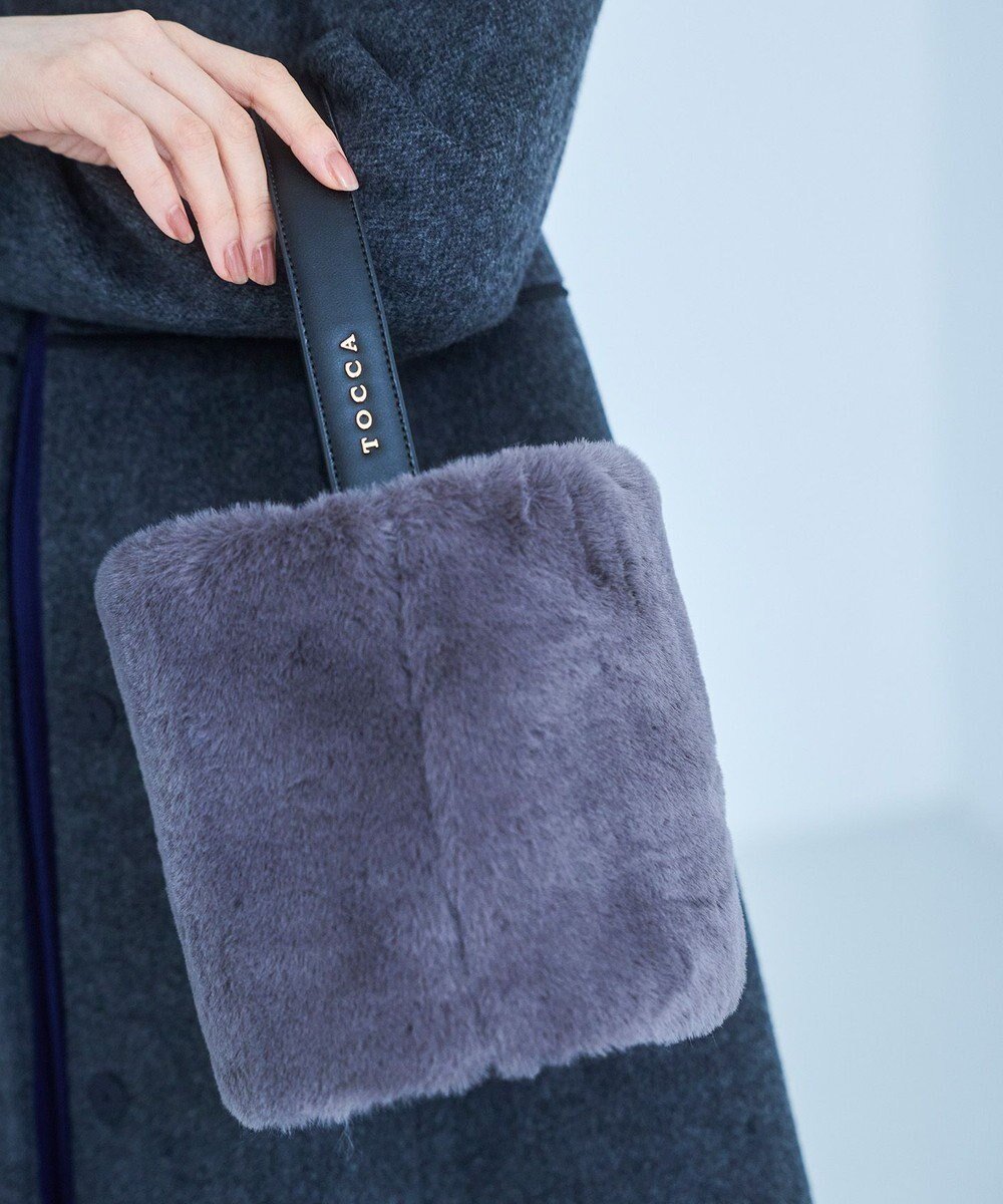 【トッカ/TOCCA】の【ショルダー取り外し可能】MILKY TEA FURBAG ファーバッグ インテリア・キッズ・メンズ・レディースファッション・服の通販 founy(ファニー) 　ファッション　Fashion　レディースファッション　Fashion for Women　バッグ　Bags　冬　Winter / This Winter　おすすめ　Recommended / Our Picks　ショルダー　Shoulder, Shoulder Strap　スマホ　Smartphone, Mobile Device　デニム　Denim, Jeans Material　トレンド　Trend, Trending Now　フォルム　Silhouette, Form　ポケット　Pocket, Pocket Detail　巾着　Drawstring Bag, Kinchaku　A/W・秋冬　Autumn/Winter　財布　Wallet, Purse　ライトグレー系|ID: prp329100004650120 ipo3291000000034341098