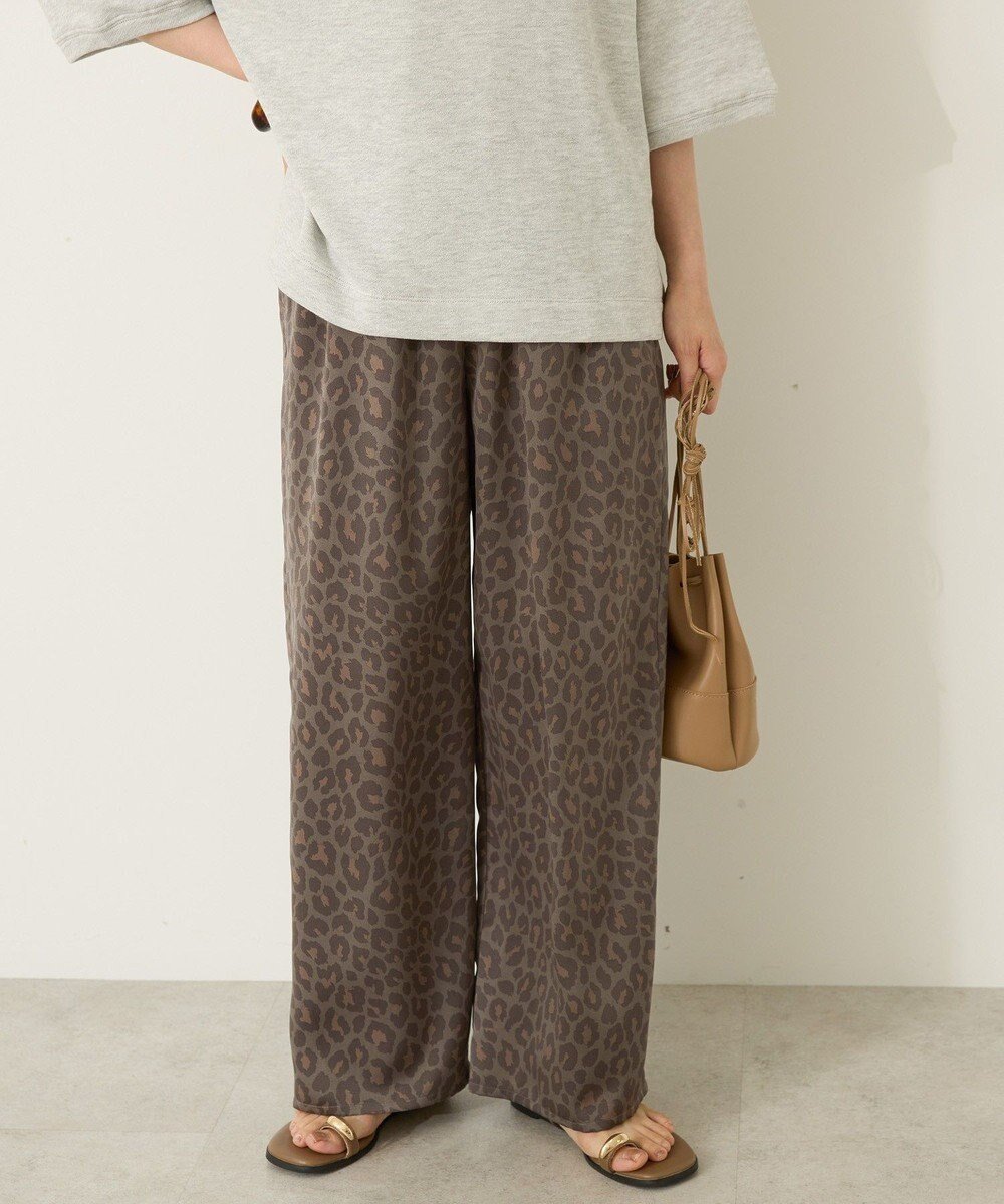 【アメリカンホリック/AMERICAN HOLIC】のイージーケア柄パンツ インテリア・キッズ・メンズ・レディースファッション・服の通販 founy(ファニー) 　ファッション　Fashion　レディースファッション　Fashion for Women　パンツ　Pants & Trousers　アメリカン　American Style　スタイリッシュ　Stylish, Fashionable　プリント　Print, Printed Pattern　ポケット　Pocket, Pocket Detail　ワイド　Wide, Wide Fit　A/W・秋冬　Autumn/Winter　Gray Beige|ID: prp329100004650122 ipo3291000000035814733