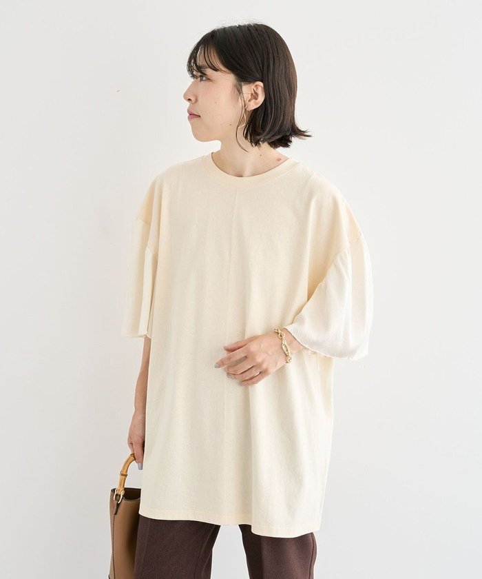 【グリーンパークス/Green Parks】の袖サテンドッキングチュニック インテリア・キッズ・メンズ・レディースファッション・服の通販 founy(ファニー) https://founy.com/ ファッション Fashion レディースファッション Fashion for Women ワンピース Dresses チュニック Tunic Tops & Dresses 新作・新入荷 New Arrivals / New In おすすめ Recommended / Our Picks カットソー Cut and Sewn Top ギャザー Gathered, Ruffled サテン Satin, Glossy Fabric スリーブ Sleeve, Long Sleeve / Short Sleeve チュニック Tunic, Long Top ドッキング Docking, Mixed Material ポケット Pocket, Pocket Detail リラックス Relax, Relaxed Fit 夏 Summer S/S・春夏 SS, Spring/Summer, Warm Season A/W・秋冬 Autumn/Winter |ID: prp329100004650161 ipo3291000000033593181