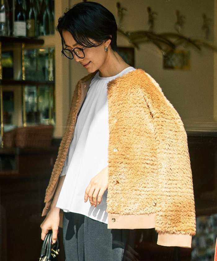 【自由区/JIYU-KU】の【カタログ掲載】ファー アウター インテリア・キッズ・メンズ・レディースファッション・服の通販 founy(ファニー) https://founy.com/ ファッション Fashion レディースファッション Fashion for Women アウター Coat / Outerwear Collection レディースジャケット・軽アウター Jackets 新作・新入荷 New Arrivals / New In コンビ Combo, Combination Style ジャケット Jacket, Outerwear ブルゾン Blouson, Bomber Jacket リアル Real, Realistic A/W・秋冬 Autumn/Winter |ID: prp329100004650169 ipo3291000000033593257