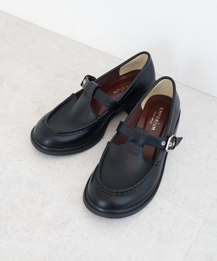 【グリーンパークス/Green Parks】のETS.Tストラップローファー インテリア・キッズ・メンズ・レディースファッション・服の通販 founy(ファニー) https://founy.com/ ファッション Fashion レディースファッション Fashion for Women 新作・新入荷 New Arrivals / New In おすすめ Recommended / Our Picks ガーリー Girly, Feminine Style シューズ Shoes, Footwear トレンド Trend, Trending Now フェイクレザー Faux Leather, PU Leather フラット Flat, Flat Shoes ラップ Wrap, Wrap Design 夏 Summer S/S・春夏 SS, Spring/Summer, Warm Season A/W・秋冬 Autumn/Winter |ID: prp329100004651257 ipo3291000000033607371