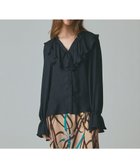 【グレース コンチネンタル/GRACE CONTINENTAL】のスキッパーラッフルブラウス 人気、トレンドファッション・服の通販 founy(ファニー) ファッション Fashion レディースファッション Fashion for Women トップス・カットソー Cut & Sew Tops シャツ・ブラウス・オフィスカジュアル Elegant Blouses & Button-Ups サテン Satin, Glossy Fabric ジャケット Jacket, Outerwear スキッパー Skipper, Open Collar フリル Frill, Ruffle 夏 Summer 春 Spring S/S・春夏 SS, Spring/Summer, Warm Season thumbnail ブラック|ID: prp329100004651435 ipo3291000000033608421