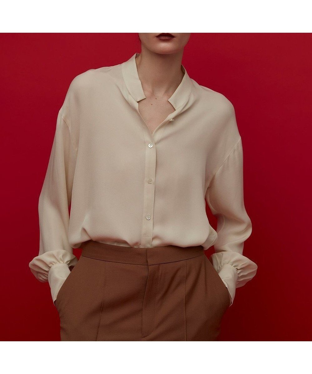 【ベイジ,/BEIGE,】のBRISSAC / スタンドカラーブラウス 人気、トレンドファッション・服の通販 founy(ファニー) 　ファッション　Fashion　レディースファッション　Fashion for Women　トップス・カットソー　Cut & Sew Tops　シャツ・ブラウス・オフィスカジュアル　Elegant Blouses & Button-Ups　エアリー　Airy Texture　シルク　Silk, 100% Silk　ジョーゼット　Georgette, Semi-Sheer Fabric　スタンド　Stand Collar, Upright Stand　スリーブ　Sleeve, Long Sleeve / Short Sleeve　ドロップ　Drop Shoulder, Dropped Style　A/W・秋冬　Autumn/Winter　 other-1|ID: prp329100004652111 ipo3291000000033617253