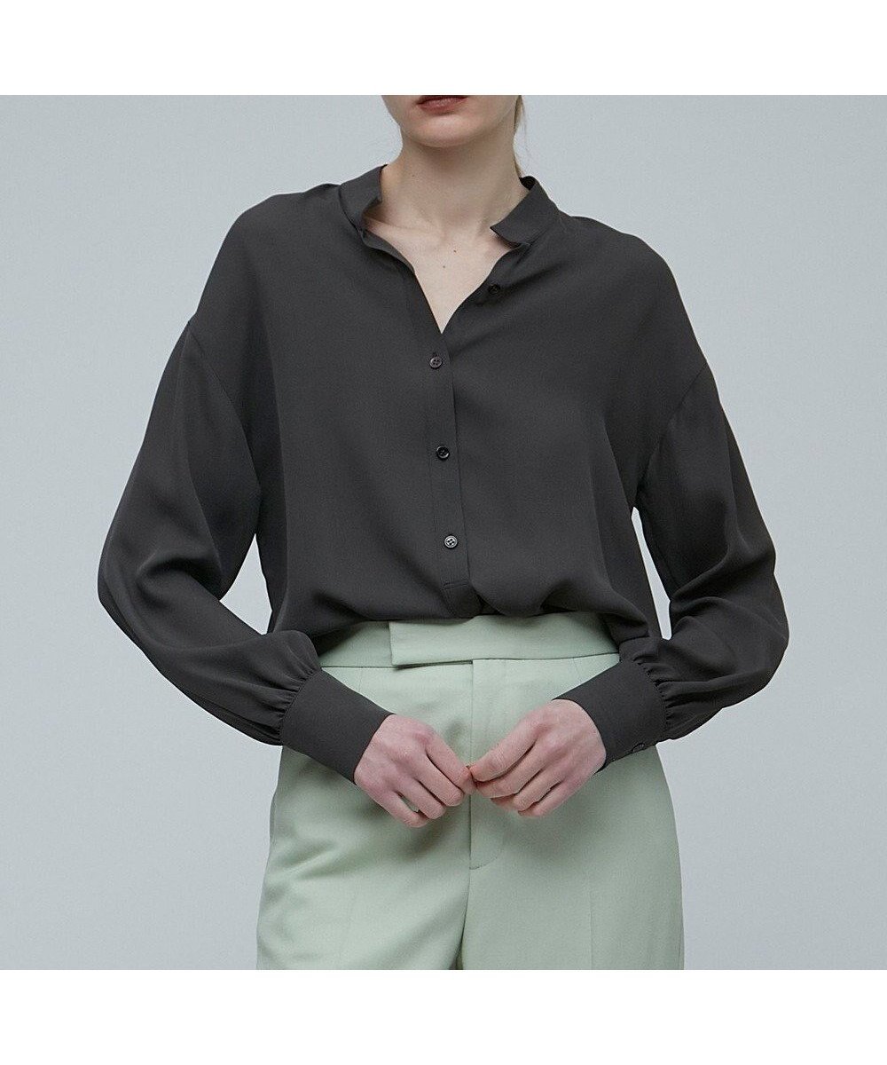 【ベイジ,/BEIGE,】のBRISSAC / スタンドカラーブラウス インテリア・キッズ・メンズ・レディースファッション・服の通販 founy(ファニー) 　ファッション　Fashion　レディースファッション　Fashion for Women　トップス・カットソー　Cut & Sew Tops　シャツ・ブラウス・オフィスカジュアル　Elegant Blouses & Button-Ups　エアリー　Airy Texture　シルク　Silk, 100% Silk　ジョーゼット　Georgette, Semi-Sheer Fabric　スタンド　Stand Collar, Upright Stand　スリーブ　Sleeve, Long Sleeve / Short Sleeve　ドロップ　Drop Shoulder, Dropped Style　A/W・秋冬　Autumn/Winter　C.Gray|ID: prp329100004652111 ipo3291000000033617256