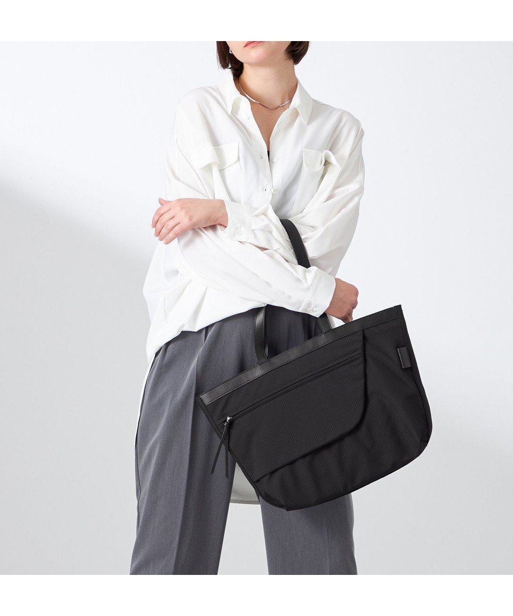 【イザック/Y'SACCS】のコーデュロイライクナイロントート インテリア・キッズ・メンズ・レディースファッション・服の通販 founy(ファニー) ファッション Fashion レディースファッション Fashion for Women バッグ Bags コーデュロイ Corduroy, Cord Fabric スマート Smart, Elegant フロント Front, Front Design ポケット Pocket, Pocket Detail ブラック|ID: prp329100004652429 ipo3291000000033818313