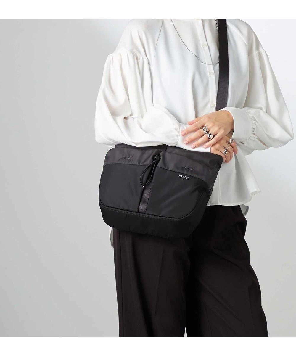 【イザック/Y'SACCS】のドローストリング コンビカラーショルダー 人気、トレンドファッション・服の通販 founy(ファニー) ファッション Fashion レディースファッション Fashion for Women おすすめ Recommended / Our Picks コンビ Combo, Combination Style ショルダー Shoulder, Shoulder Strap スマート Smart, Elegant ドローストリング Drawstring, Pull Cord ベーシック Basic, Essential ポケット Pocket, Pocket Detail ポーチ Pouch, Small Case 財布 Wallet, Purse other-1|ID: prp329100004652431 ipo3291000000034181040