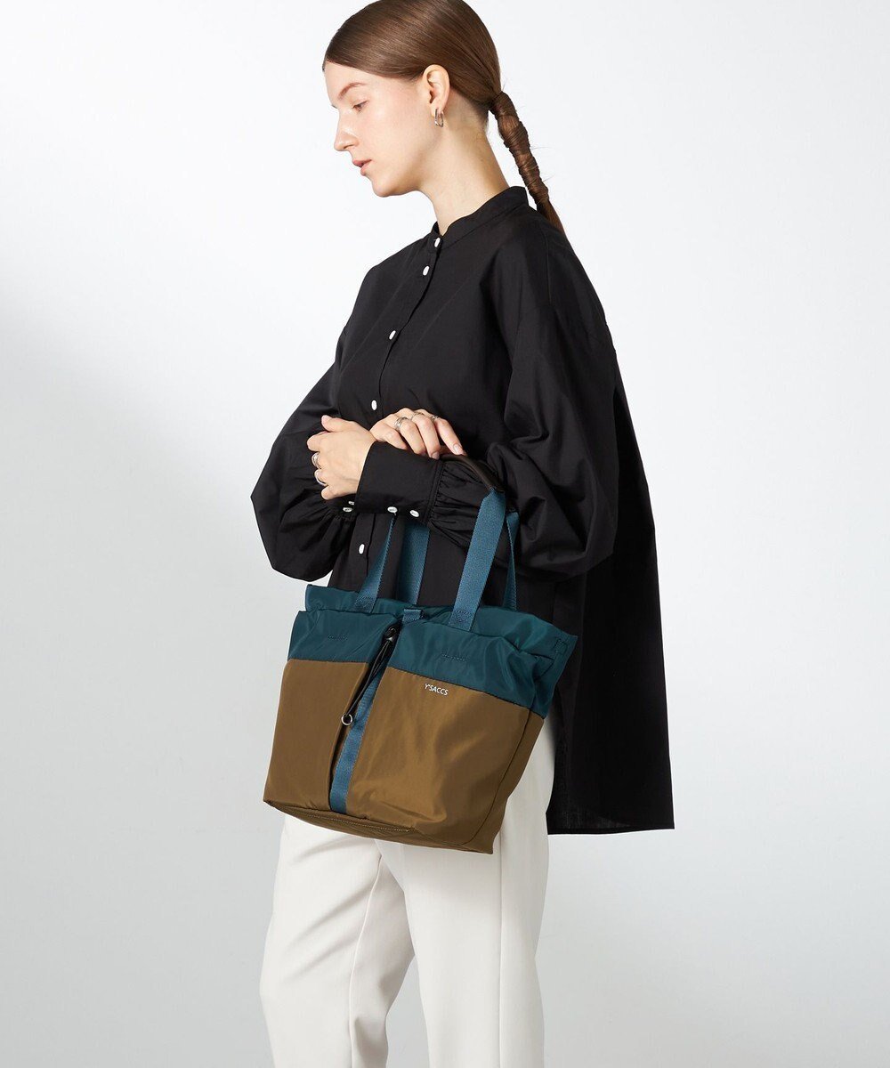 【イザック/Y'SACCS】のドローストリング コンビカラー2WAYトート インテリア・キッズ・メンズ・レディースファッション・服の通販 founy(ファニー) ファッション Fashion レディースファッション Fashion for Women バッグ Bags コンビ Combo, Combination Style スマート Smart, Elegant ドローストリング Drawstring, Pull Cord ベーシック Basic, Essential ポケット Pocket, Pocket Detail ブルー|ID: prp329100004652433 ipo3291000000034182298
