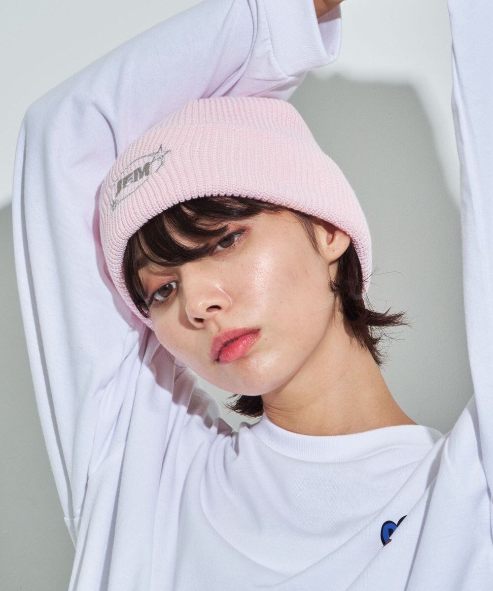 【ウィゴー/WEGO】の【ユニセックス着用ITEM】ロゴショートビーニー インテリア・キッズ・メンズ・レディースファッション・服の通販 founy(ファニー) 　ファッション　Fashion　レディースファッション　Fashion for Women　トップス・カットソー　Cut & Sew Tops　ニット　Knit Tops & Sweaters　キャップ&ハット　Hats & Caps　新作・新入荷　New Arrivals / New In　キャップ　Cap, Baseball Cap　シンプル　Simple, Minimal　スマホ　Smartphone, Mobile Device　帽子　Hat, Headwear　ライトピンク|ID: prp329100004652453 ipo3291000000033621615