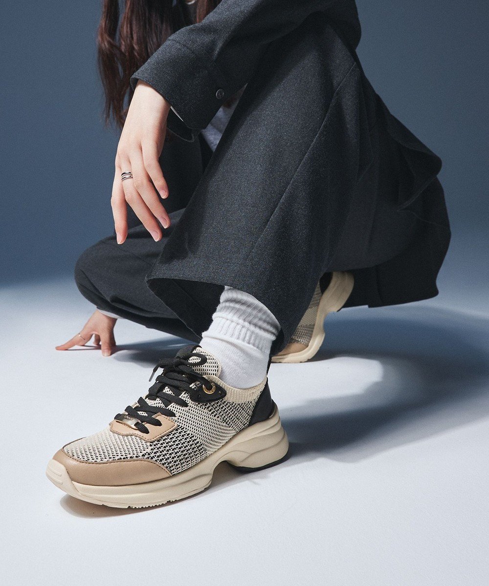 【ステッピ/steppi】の【VERY掲載 / 撥水 / 洗える】ボリュームソール スニーカー インテリア・キッズ・メンズ・レディースファッション・服の通販 founy(ファニー) 雑誌掲載アイテム Magazine Picks & Fashion Features ファッション雑誌 Fashion Magazines ヴェリィ VERY ファッション Fashion レディースファッション Fashion for Women 洗える Machine Washable クッション Cushion, Throw Pillow 軽量 Lightweight, Ultra Light シューズ Shoes, Footwear スニーカー Sneakers, Trainers 雑誌 Magazine, Fashion Magazine バランス Balance, Style Balance プレート Plate, Dish メタル Metal, Metal Parts ランニング Running, Running Wear, Activewear, Jogging おすすめ Recommended / Our Picks エレガント 上品 Elegant ベージュ|ID: prp329100004652539 ipo3291000000033808849