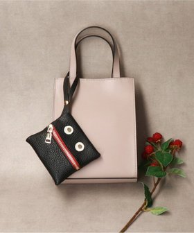 【インター ショシュール/INTER-CHAUSSURES】の【RIPANI】レザーチャームポーチ 人気、トレンドファッション・服の通販 founy(ファニー) ファッション Fashion レディースファッション Fashion for Women ポーチ&ミニバッグ Pouches & Mini Bags 新作・新入荷 New Arrivals / New In イタリア Italy コレクション Collection, Seasonal Line シンプル Simple, Minimal チャーム Charm, Pendant ポーチ Pouch, Small Case |ID:prp329100004652594