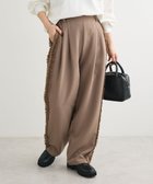 【グリーンパークス/Green Parks】の・swing by サイドフリルワイドパンツ Gray Beige|ID: prp329100004652618 ipo3291000000034330934