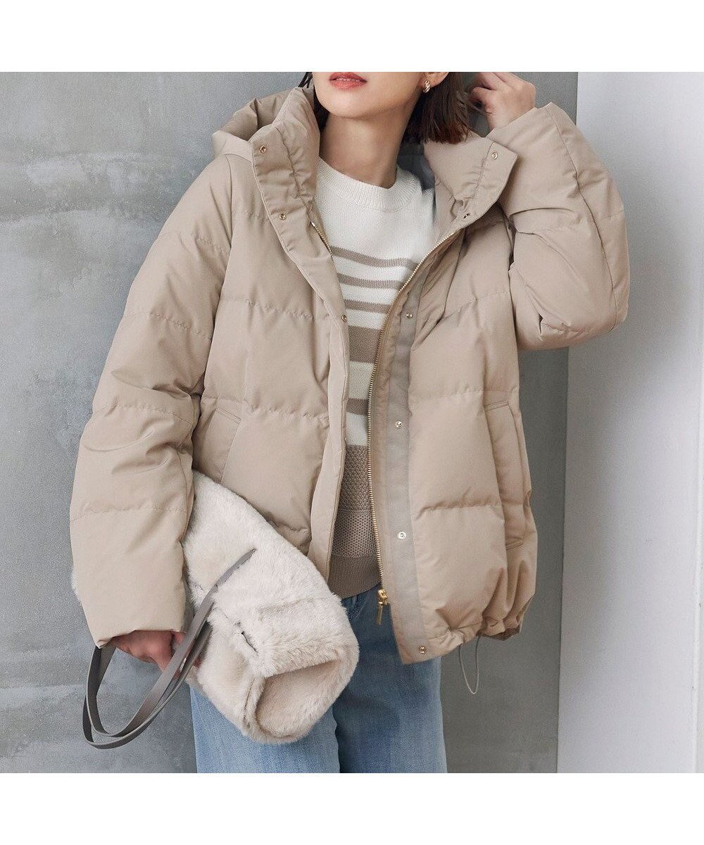 【自由区/JIYU-KU】の【洗える】マイクロタッサーダウン コート インテリア・キッズ・メンズ・レディースファッション・服の通販 founy(ファニー) 　ファッション　Fashion　レディースファッション　Fashion for Women　アウター　Coat / Outerwear Collection　コート・ロングコート・ピーコート　Long Coats, Peacoats & More　レディースジャケット・軽アウター　Jackets　ダウンジャケット・軽量ダウン　Warm & Lightweight Down Jackets　洗える　Machine Washable　ショート　Short, Short Length　ジャケット　Jacket, Outerwear　スタンド　Stand Collar, Upright Stand　ダウン　Down, Puffer　バランス　Balance, Style Balance　ボトム　Bottoms, Lower Wear　ポケット　Pocket, Pocket Detail　A/W・秋冬　Autumn/Winter　エレガント 上品　Elegant　グレージュ|ID: prp329100004653226 ipo3291000000036223523