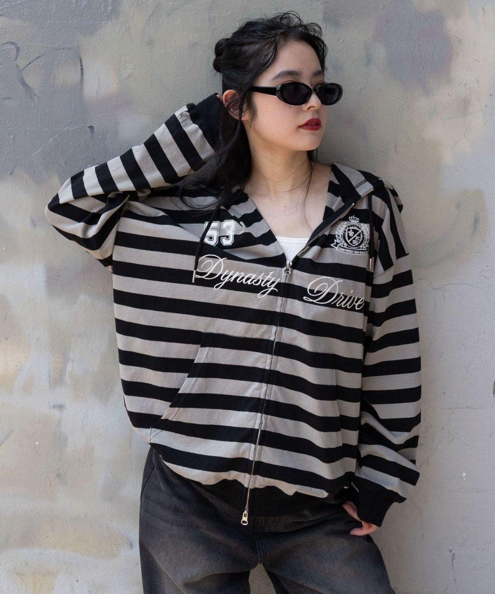 【ウィゴー/WEGO】の【ユニセックスITEM/MLサイズ展開】ナンバリングカットZIPパーカー インテリア・キッズ・メンズ・レディースファッション・服の通販 founy(ファニー) 　ファッション　Fashion　レディースファッション　Fashion for Women　トップス・カットソー　Cut & Sew Tops　レディースパーカー・カジュアルフーディー　Casual Hoodies & Sweatshirts　インナー　Innerwear　カットソー　Cut and Sewn Top　カーゴパンツ　Cargo Pants, Utility Pants　シンプル　Simple, Minimal　スマホ　Smartphone, Mobile Device　ダブル　Double, Double-Breasted　定番　Standard, Basic Item　長袖　Long Sleeve, Full Sleeve　バランス　Balance, Style Balance　パーカー　Hoodie, Parka　フロント　Front, Front Design　プリント　Print, Printed Pattern　ボックス　Boxy, Box Shape　ボトム　Bottoms, Lower Wear　ボーダー　Border, Stripe　無地　Plain, Solid Color　ルーズ　Loose, Oversized　A/W・秋冬　Autumn/Winter　新作・新入荷　New Arrivals / New In　おすすめ　Recommended / Our Picks　グレーボーダー|ID: prp329100004653367 ipo3291000000033633290