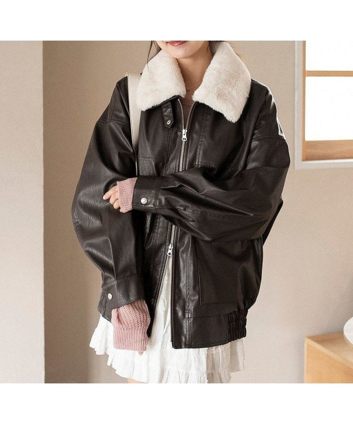 【ウィゴー/WEGO】の2WAYファー襟PUジャケット インテリア・キッズ・メンズ・レディースファッション・服の通販 founy(ファニー) https://founy.com/ ファッション Fashion レディースファッション Fashion for Women アウター Coat / Outerwear Collection レディースジャケット・軽アウター Jackets ブルゾンジャケット・スポーティアウター Blouson Jackets インナー Innerwear 秋 Autumn ジップ Zip, Zipper ジャケット Jacket, Outerwear スマホ Smartphone, Mobile Device トレンド Trend, Trending Now フェイクレザー Faux Leather, PU Leather ブルゾン Blouson, Bomber Jacket ボトム Bottoms, Lower Wear 防寒 Cold Protection, Winter-Ready ロング Long, Long-Length 冬 Winter / This Winter A/W・秋冬 Autumn/Winter |ID: prp329100004653371 ipo3291000000034330810