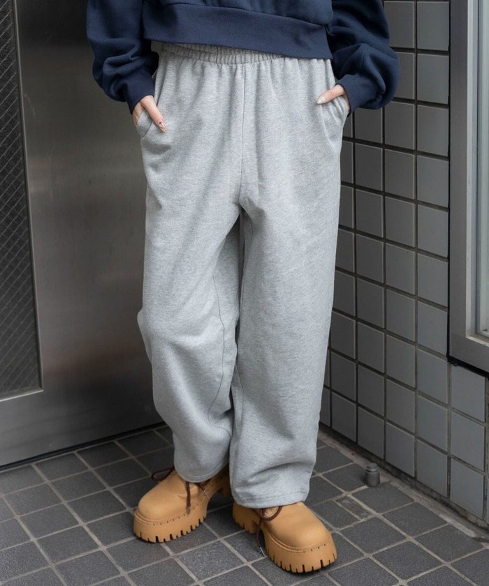 【ウィゴー/WEGO】の【ウエストゴム】スウェットワイドパンツ インテリア・キッズ・メンズ・レディースファッション・服の通販 founy(ファニー) https://founy.com/ ファッション Fashion レディースファッション Fashion for Women パンツ Pants & Trousers 秋 Autumn ショート Short, Short Length シンプル Simple, Minimal スウェット / スエット Sweatshirt, Sweatwear スマホ Smartphone, Mobile Device セットアップ Set-Up, Coordinated Outfit タンク Tank Top, Sleeveless Top トレンド Trend, Trending Now バランス Balance, Style Balance パーカー Hoodie, Parka ブラウジング Blouson Silhouette, Cinched Waist ルーズ Loose, Oversized ワイド Wide, Wide Fit 冬 Winter / This Winter A/W・秋冬 Autumn/Winter 2025年 2025 2025-2026秋冬・A/W Autumn/Winter 2025–26 AW25–26 |ID: prp329100004653382 ipo3291000000034467590