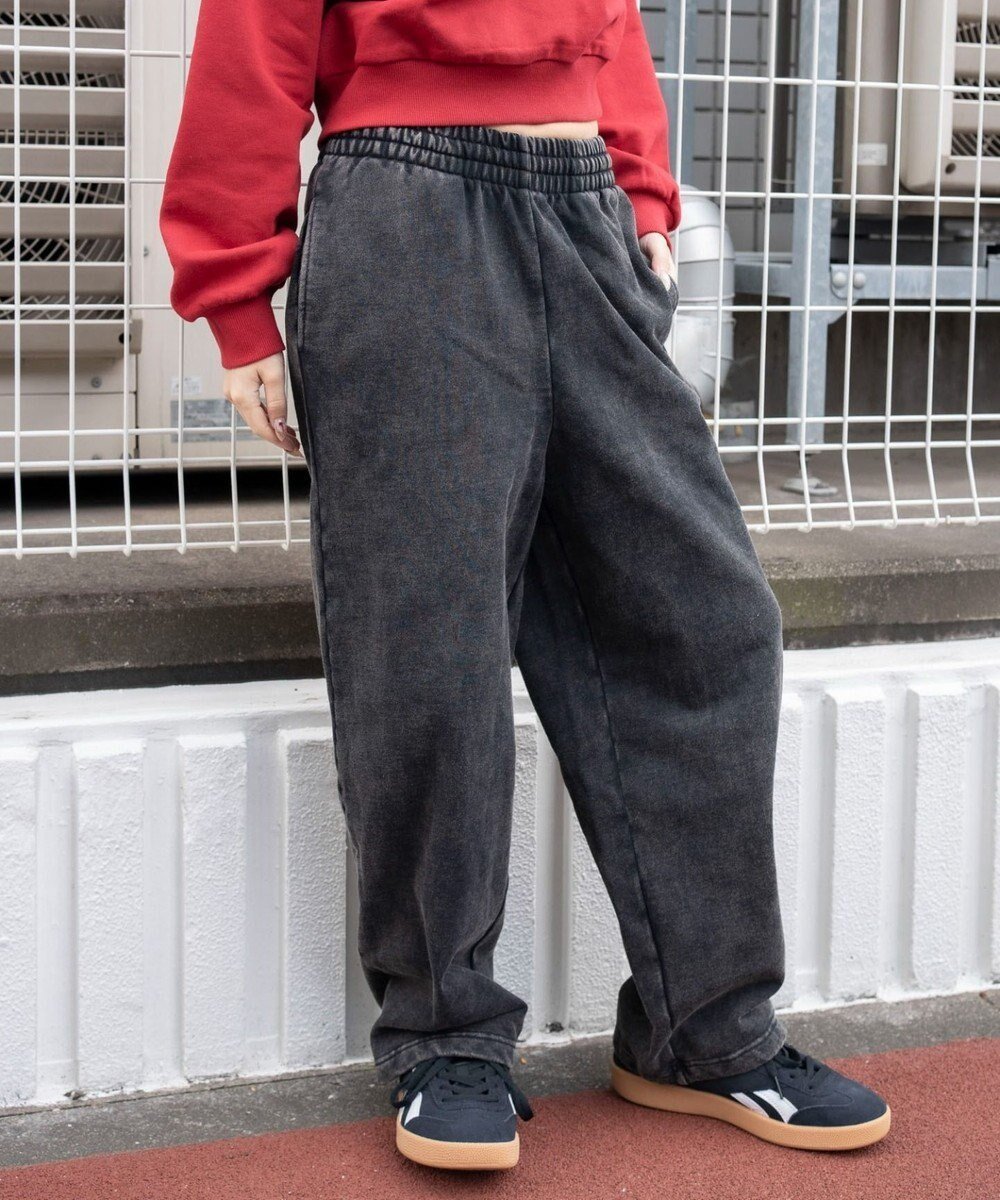 【ウィゴー/WEGO】の【ウエストゴム】スウェットワイドパンツ インテリア・キッズ・メンズ・レディースファッション・服の通販 founy(ファニー) 　ファッション　Fashion　レディースファッション　Fashion for Women　パンツ　Pants & Trousers　秋　Autumn　ショート　Short, Short Length　シンプル　Simple, Minimal　スウェット / スエット　Sweatshirt, Sweatwear　スマホ　Smartphone, Mobile Device　セットアップ　Set-Up, Coordinated Outfit　タンク　Tank Top, Sleeveless Top　トレンド　Trend, Trending Now　バランス　Balance, Style Balance　パーカー　Hoodie, Parka　ブラウジング　Blouson Silhouette, Cinched Waist　ルーズ　Loose, Oversized　ワイド　Wide, Wide Fit　冬　Winter / This Winter　A/W・秋冬　Autumn/Winter　2025年　2025　2025-2026秋冬・A/W　Autumn/Winter 2025–26 AW25–26　スミクロ|ID: prp329100004653382 ipo3291000000034467599