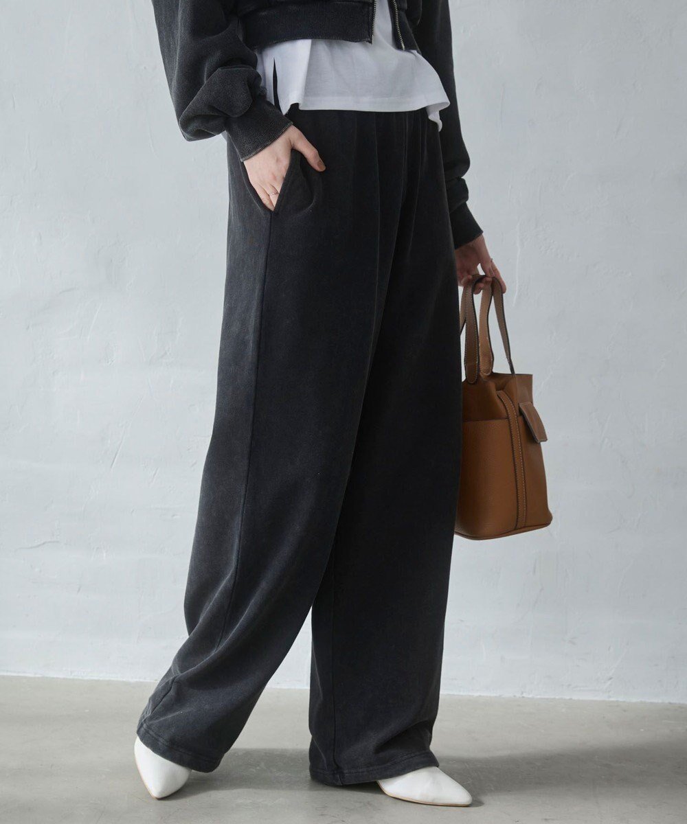 【ウィゴー/WEGO】の【ウエストゴム/XSSMサイズ展開】スウェットワイドパンツ インテリア・キッズ・メンズ・レディースファッション・服の通販 founy(ファニー) ファッション Fashion レディースファッション Fashion for Women パンツ Pants & Trousers 秋 Autumn ショート Short, Short Length シンプル Simple, Minimal スウェット / スエット Sweatshirt, Sweatwear スマホ Smartphone, Mobile Device セットアップ Set-Up, Coordinated Outfit タンク Tank Top, Sleeveless Top トレンド Trend, Trending Now バランス Balance, Style Balance パーカー Hoodie, Parka ブラウジング Blouson Silhouette, Cinched Waist ルーズ Loose, Oversized ワイド Wide, Wide Fit 冬 Winter / This Winter A/W・秋冬 Autumn/Winter 2025年 2025 2025-2026秋冬・A/W Autumn/Winter 2025–26 AW25–26 スミクロ|ID: prp329100004653382 ipo3291000000035700587