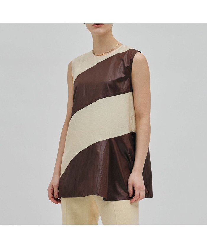 【ベイジ,/BEIGE,】の【洗える】TOURRAQUE / Aラインブラウス インテリア・キッズ・メンズ・レディースファッション・服の通販 founy(ファニー) https://founy.com/ ファッション Fashion レディースファッション Fashion for Women トップス・カットソー Cut & Sew Tops シャツ・ブラウス・オフィスカジュアル Elegant Blouses & Button-Ups おすすめ Recommended / Our Picks シルク Silk, 100% Silk ドレープ Drape, Draping Fabric ノースリーブ Sleeveless, No-Sleeve フレア Flare, Flared ヘムライン Hemline, Bottom Cut ボーダー Border, Stripe 夏 Summer 春 Spring S/S・春夏 SS, Spring/Summer, Warm Season 洗える Machine Washable |ID: prp329100004654711 ipo3291000000033659570
