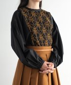 【ムーク/muuc】の〈遠州織物の工場で織られた上質なコットン生地〉イラカ刺繍切り替え ボリューム袖 プルオーバーブラウス ブラック|ID: prp329100004654727 ipo3291000000033659732