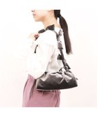 【アンビリオン/UNBILLION】のカカトゥ kakatoo / ベルベットリボンバゲットショルダーバッグ 人気、トレンドファッション・服の通販 founy(ファニー) ファッション Fashion レディースファッション Fashion for Women バッグ Bags オケージョン Occasion Wear 5月号 May Issue ショルダー Shoulder, Shoulder Strap シンプル Simple, Minimal 財布 Wallet, Purse 雑誌 Magazine, Fashion Magazine 2月号 February Issue, Feb. Edition パーティ Party, Party Style フェミニン Feminine, Girly ベルベット Velvet, Velvety ポケット Pocket, Pocket Detail マグネット Magnet, Magnetic Closure リボン Ribbon, Bow 再入荷 Restock / Back in Stock 結婚式 Wedding thumbnail GY|ID: prp329100004654753 ipo3291000000033659858
