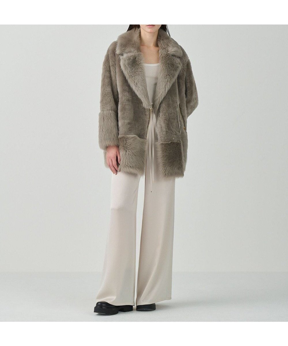 【グレース コンチネンタル/GRACE CONTINENTAL】のムートンライダースコート インテリア・キッズ・メンズ・レディースファッション・服の通販 founy(ファニー) 　ファッション　Fashion　レディースファッション　Fashion for Women　アウター　Coat / Outerwear Collection　コート・ロングコート・ピーコート　Long Coats, Peacoats & More　レディースジャケット・軽アウター　Jackets　ライダースジャケット / レザースタイル　Riders Jackets & Biker Style　おすすめ　Recommended / Our Picks　ジップ　Zip, Zipper　ジャケット　Jacket, Outerwear　スマート　Smart, Elegant　フロント　Front, Front Design　リュクス　Luxury, Elegant, High-End, Chic　冬　Winter / This Winter　A/W・秋冬　Autumn/Winter　グレー|ID: prp329100004654770 ipo3291000000033660042