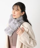 【ムーンバット/MOONBAT】の【WEB限定】FURLA スノートップ チャーム付きフェイクファーマフラー 人気、トレンドファッション・服の通販 founy(ファニー) ファッション Fashion レディースファッション Fashion for Women マフラー・スヌード / 冬小物の定番 Scarves & Mufflers イタリア Italy エレガント 上品 Elegant コレクション Collection, Seasonal Line シンプル Simple, Minimal スヌード Snood, Infinity Scarf チャーム Charm, Pendant パターン Pattern, Design Print フェイクファー Faux Fur, Imitation Fur フェミニン Feminine, Girly マフラー Scarf, Muffler リアル Real, Realistic リュクス Luxury, Elegant, High-End, Chic A/W・秋冬 Autumn/Winter thumbnail グレー|ID: prp329100004654827 ipo3291000000033660405