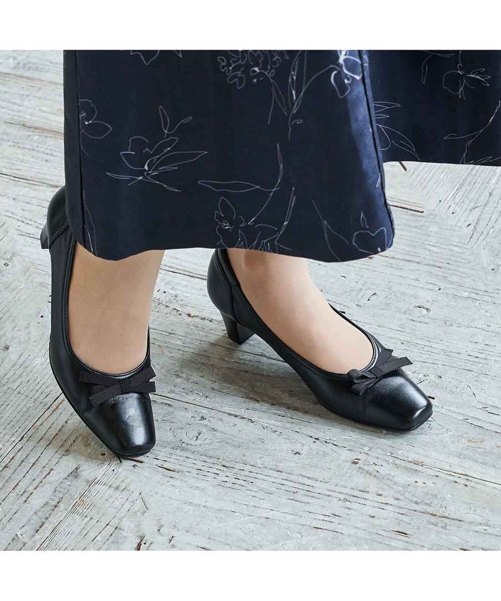 【リズ ラフィーネ/Riz raffinee】のRiz raffinee 【3E】リボンパンプス 人気、トレンドファッション・服の通販 founy(ファニー) 　ファッション　Fashion　レディースファッション　Fashion for Women　エレガント 上品　Elegant　オケージョン　Occasion Wear　クッション　Cushion, Throw Pillow　シンプル　Simple, Minimal　トレンド　Trend, Trending Now　人気　Popular, Best Seller　フェミニン　Feminine, Girly　ベーシック　Basic, Essential　リボン　Ribbon, Bow　A/W・秋冬　Autumn/Winter　日本製　Made In Japan　2024年　2024　セレモニー　Ceremony　入学式　Entrance Ceremony　卒業式　Graduation Ceremony　結婚式　Wedding　ビジネス 仕事 通勤　Business / Work / Commuting　2024-2025秋冬・A/W　Autumn/Winter 2024–25 AW24–25　 other-1|ID: prp329100004654974 ipo3291000000033661552